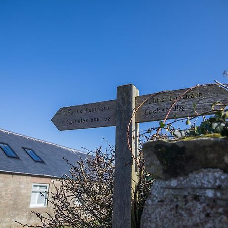 Host&Stay - Lavender Cottage Bamburgh Exteriör bild
