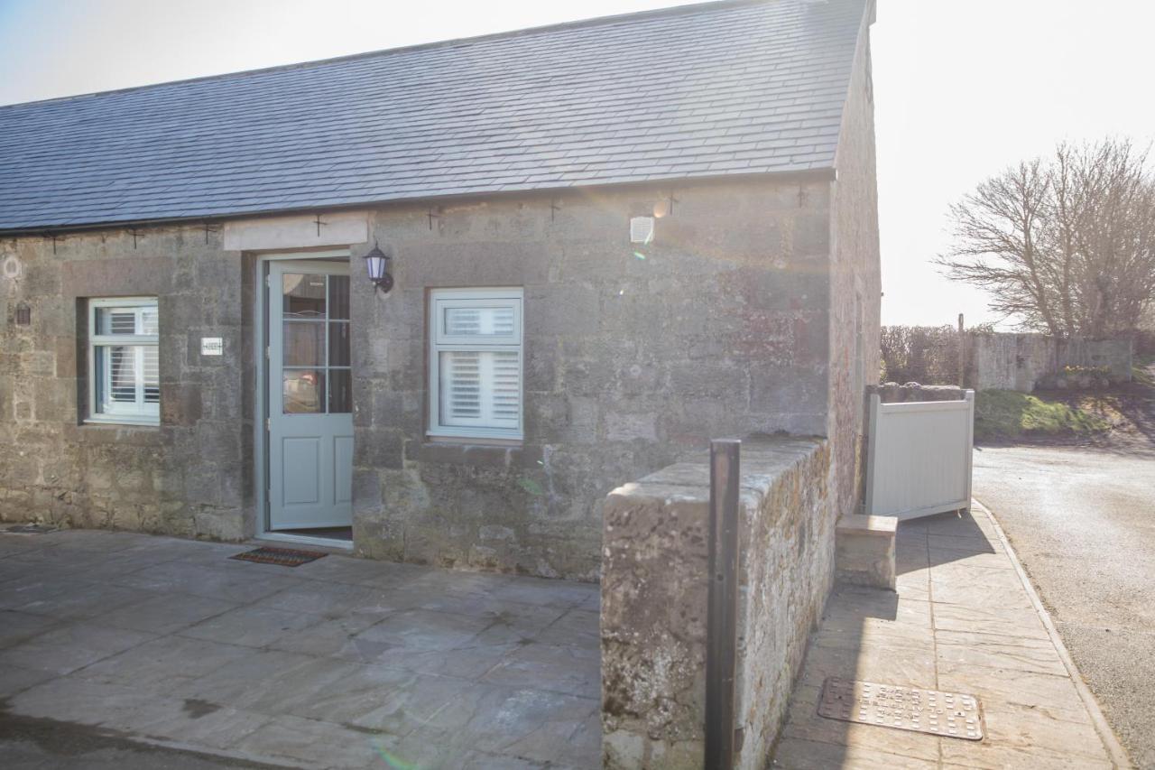 Host&Stay - Lavender Cottage Bamburgh Exteriör bild